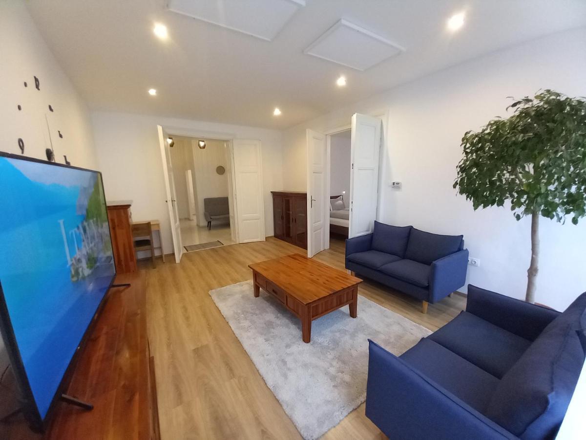 Korvin One Apartman Pápa 外观 照片